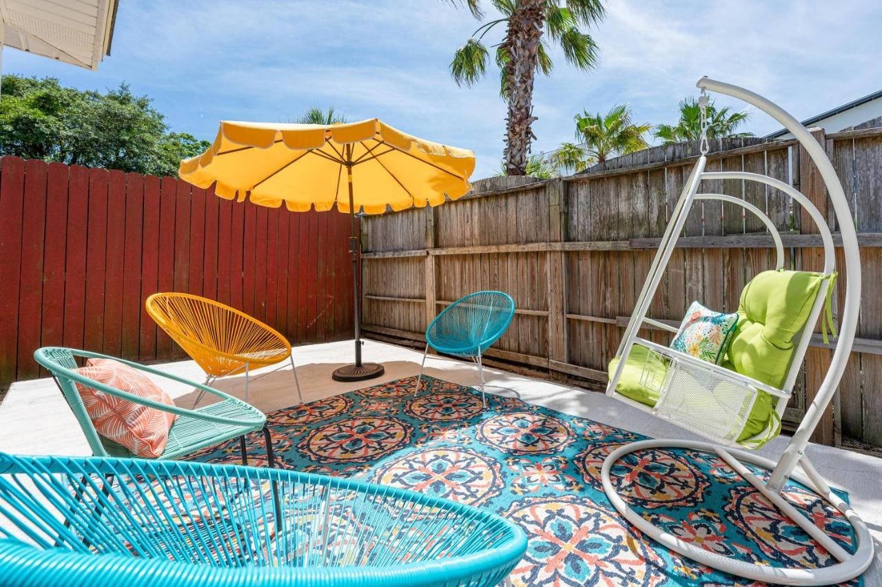 Private Beach Access, Fenced Yard & Pet Friendly, Pool, Cabana Life Beach House เดสติน ภายนอก รูปภาพ